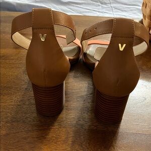 Vionic Coral Heeled Sandals